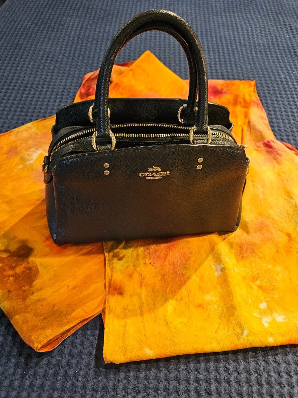 Practically NEW Coach Navy Lillie Crossbody